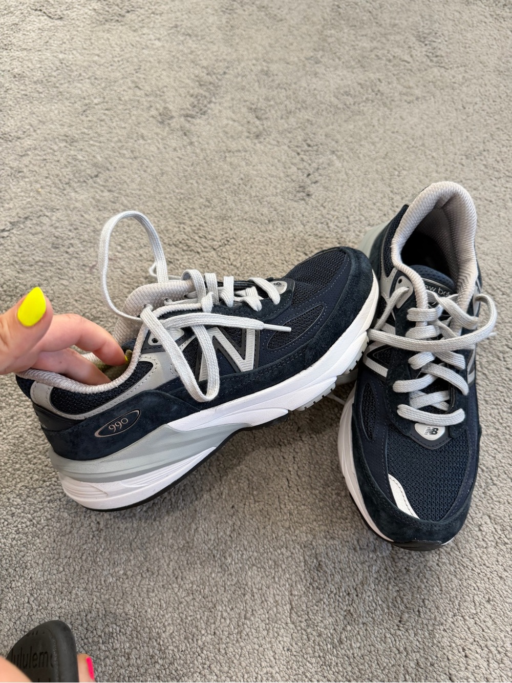 New Balance size 8 Women's Navy and Gray 990 Running Sneakers